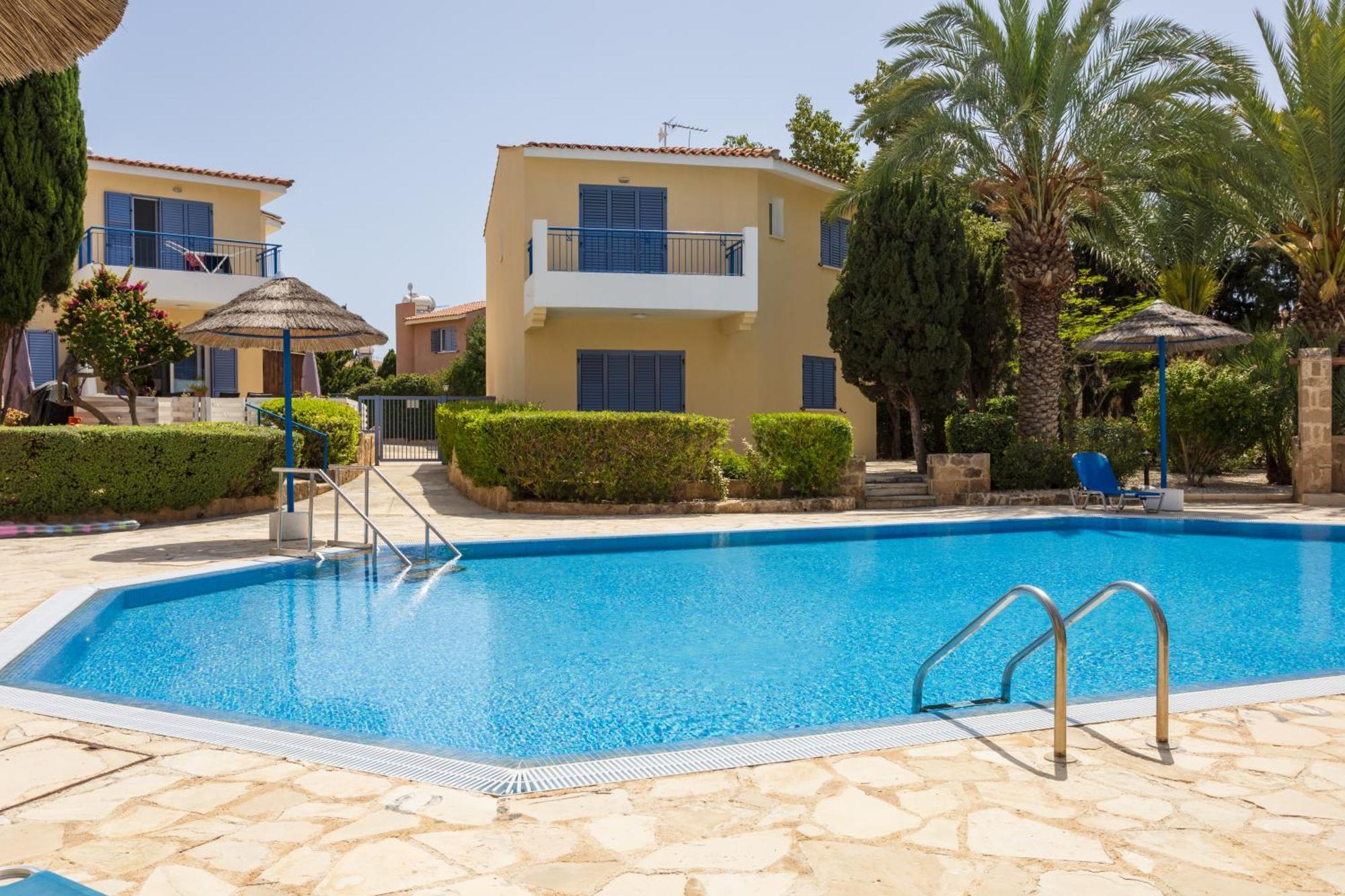 Regina Gardens Lovely Apartment Paphos Buitenkant foto